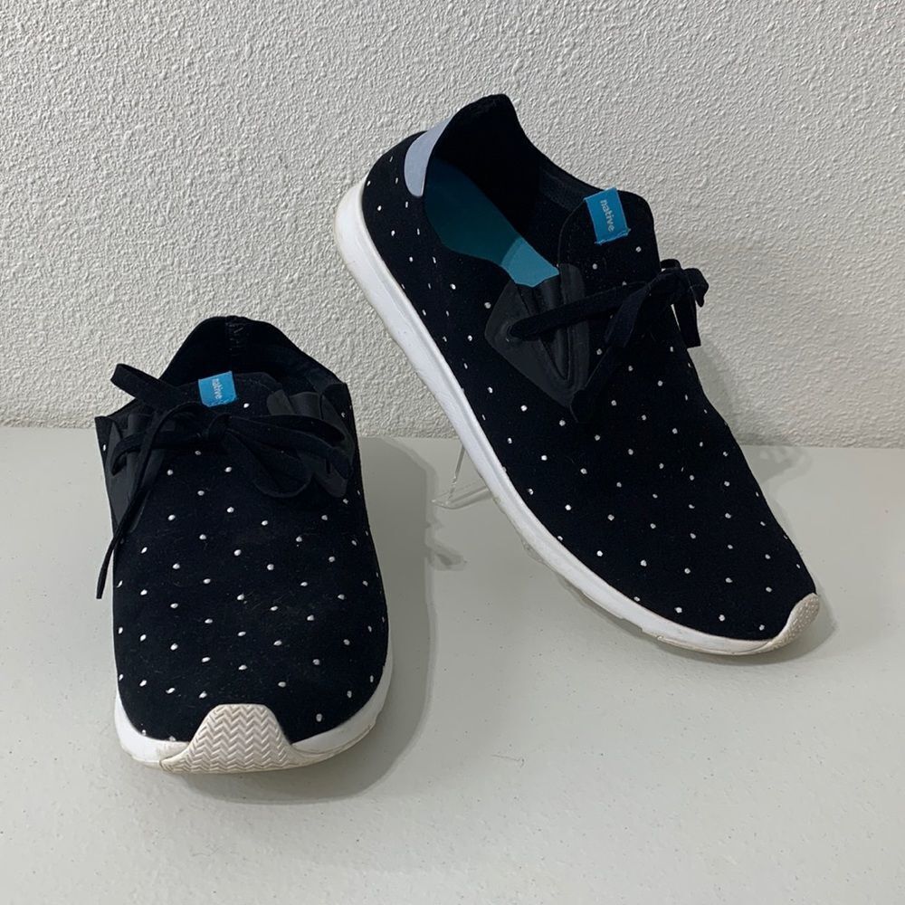 Native Sneakers Black w/‎ Embroidered Dots Sz 10